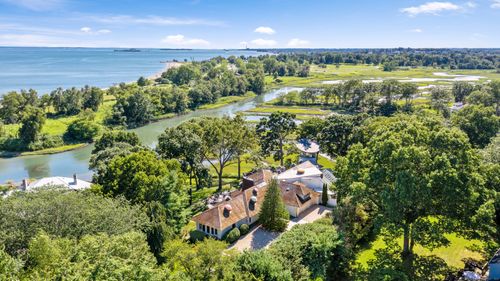 11 Beachside Cmn, Westport, CT, 06880-6243 | Card Image