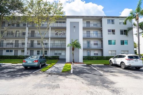 apt-107f-400 Sw 134th Way, Pembroke Pines, FL, 33027-1696 | Card Image