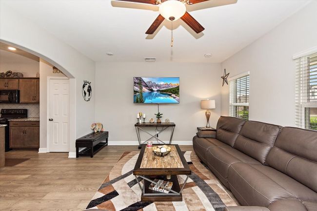 433 Longstone Rd, Townhouse with 3 bedrooms, 3 bathrooms and 3 parking in Gallatin TN | Image 6