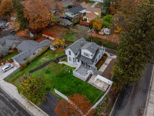 600 Nw Elm St, Grants Pass, OR, 97526-1840 | Card Image