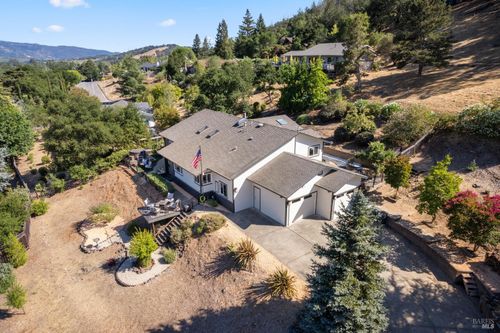 410 Oak Mesa Ct, Santa Rosa, CA, 95409-6316 | Card Image