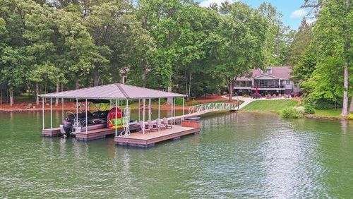 759 Beech Cove Dr, Hiawassee, GA, 30546-3903 | Card Image