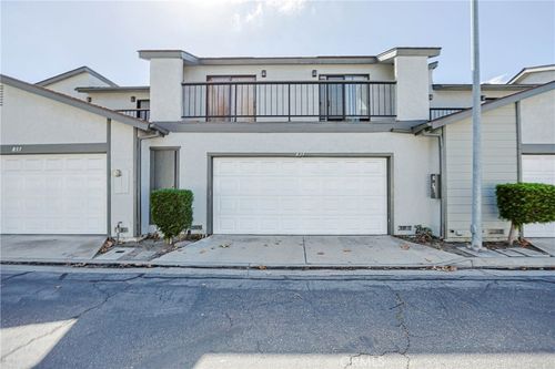 833 Amberwood, Santa Ana, CA, 92703 | Card Image