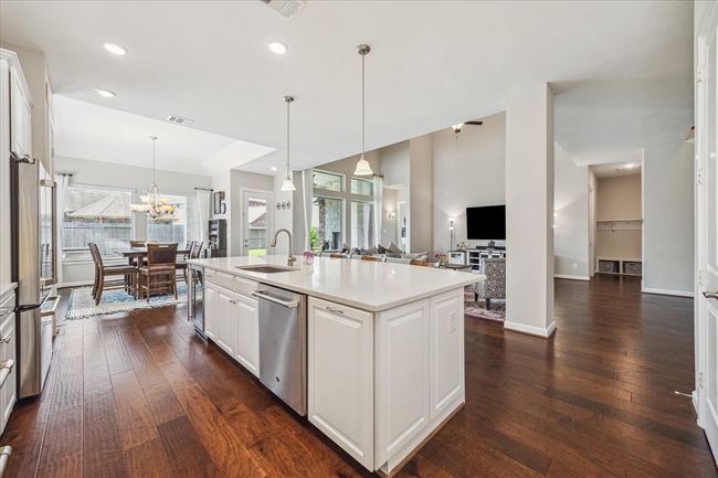 18311 Windspring Falls Ln, House other with 4 bedrooms, 5 bathrooms and 3 parking in Cypress TX | Image 8