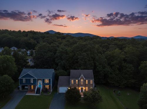4933 Pine Glen Rd Ne, Roanoke, VA, 24019-5878 | Card Image