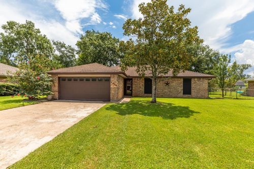 6804 Lancaster Dr, Orange, TX, 77632-8935 | Card Image