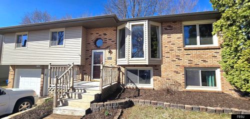 9802 23rd Street, Bellevue, NE, 68123 | Card Image
