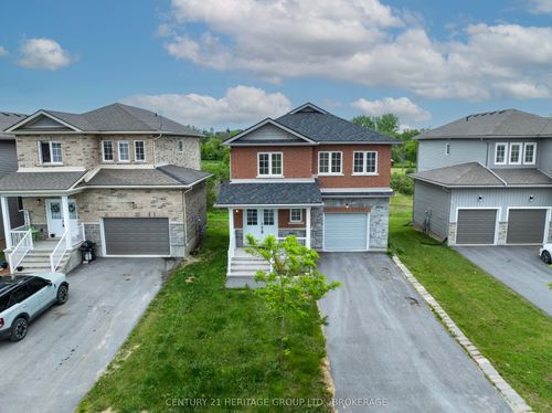 104 Brennan Cres, Odessa, ON, K0H2H0 | Card Image