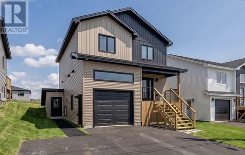 92 Trenton Dr, Paradise, NL, A1L | Card Image