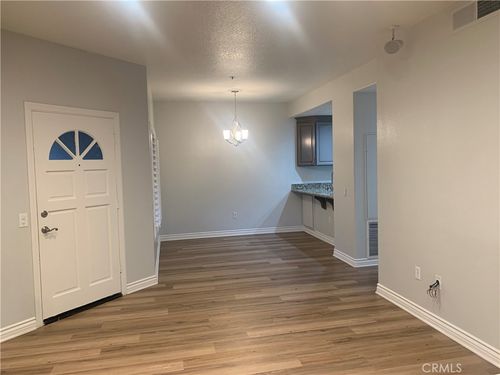 103-2960 Champion Way, Tustin, CA, 92782-1235 | Card Image