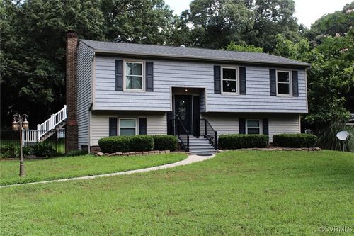 13308 Bermuda Place Dr, Chester, VA, 23836-5401 | Card Image