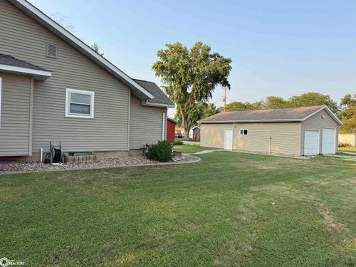 203 N Oak St, Donnellson, IA, 52625-9417 | Card Image