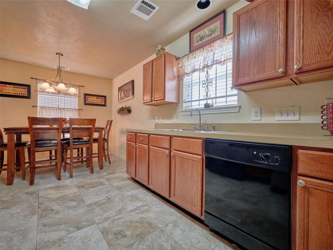 21603 Micheala Way, House other with 3 bedrooms, 3 bathrooms and 2 parking in Humble TX | Image 12