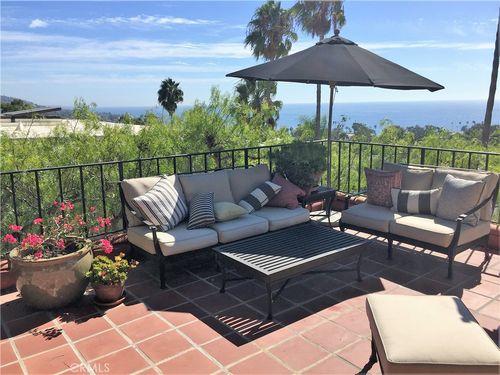 370 High Dr, Laguna Beach, CA, 92651-1708 | Card Image