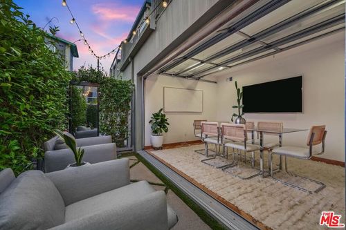 6-512 Brooks Ave, Venice, CA, 90291-3226 | Card Image