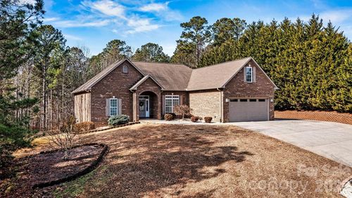 5699 Long Bay Dr, Granite Falls, NC, 28630-8822 | Card Image