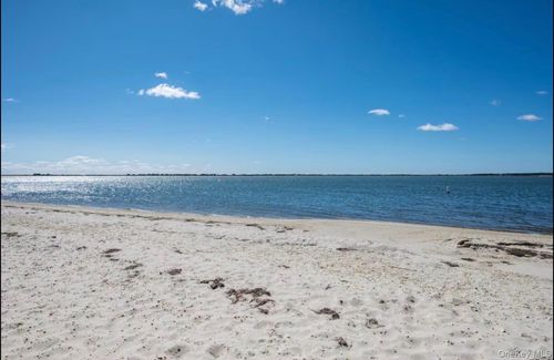 19 Marlin Rd, East Quogue, NY, 11942-4908 | Card Image