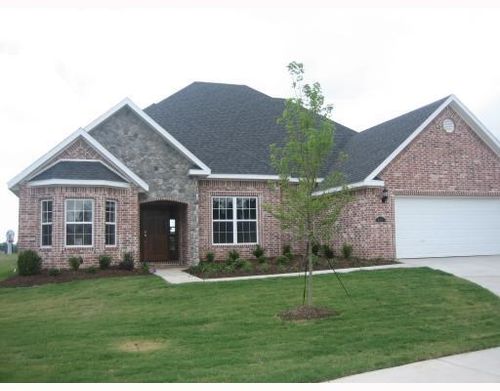 2427 Mckinley Blvd, Rogers, AR, 72758-9527 | Card Image