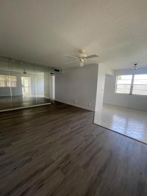 285-285 Markham M, Deerfield Beach, FL, 33442-2722 | Card Image
