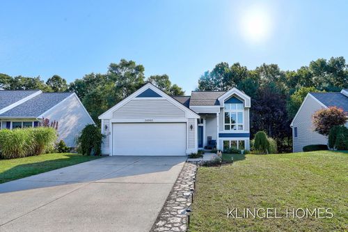 16065 River Bend Dr, Spring Lake, MI, 49456-9248 | Card Image