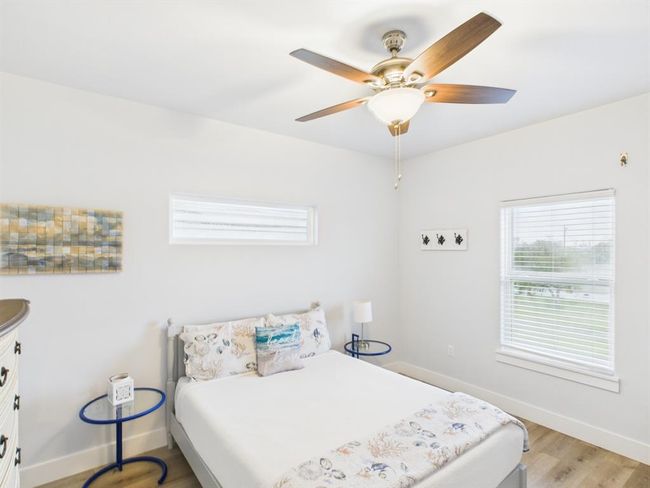 2403 S Bronte St, House other with 3 bedrooms, 2 bathrooms and 3 parking in Rockport TX | Image 29