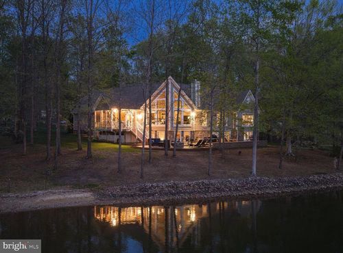 232 Raven Rd, BUMPASS, VA, 23024-4776 | Card Image