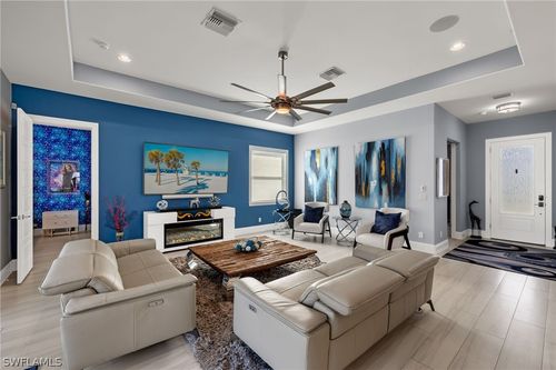 17 Willoughby Dr, Naples, FL, 34110-1359 | Card Image