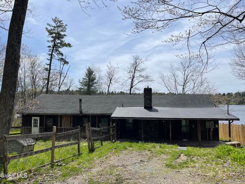 100 Holser Rd Ext, Averill Park, NY, 12018-5019 | Card Image