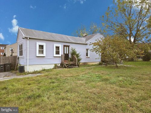 390 Mary St, DOWNINGTOWN, PA, 19335-2518 | Card Image