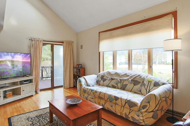 12 Yorkshire Ln, House other with 2 bedrooms, 2 bathrooms and null parking in Nashua NH | Image 8
