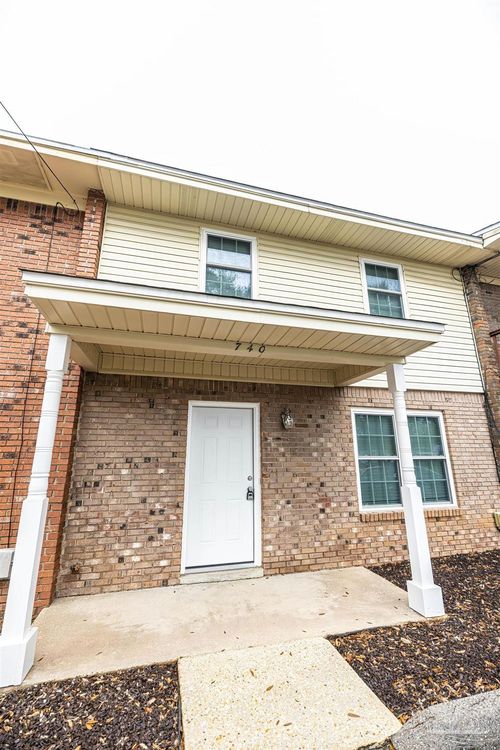 740 N Fairfield Dr, Pensacola, FL, 32506-4324 | Card Image