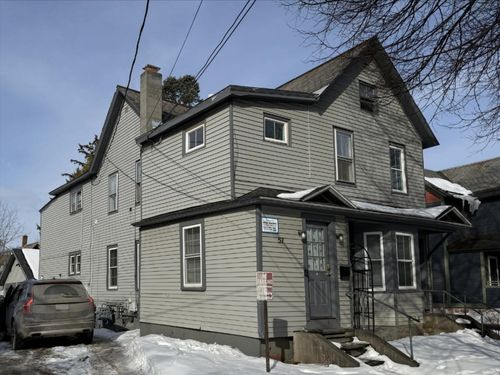 57-55-57 N Willard St, Burlington, VT, 05401-3312 | Card Image