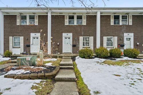 32 Maxwell Dr, Troy, NY, 12180-6337 | Card Image