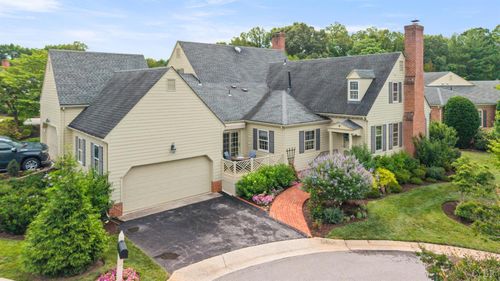 202 Saint James Pl, Lynchburg, VA, 24503-4225 | Card Image