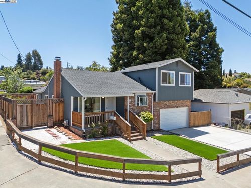 3287 Kelly St, Hayward, CA, 94541-3525 | Card Image
