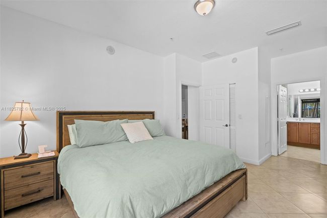 APT-507 - 8390 Sw 72 Nd Ave, Condo with 2 bedrooms, 2 bathrooms and null parking in Miami FL | Image 18