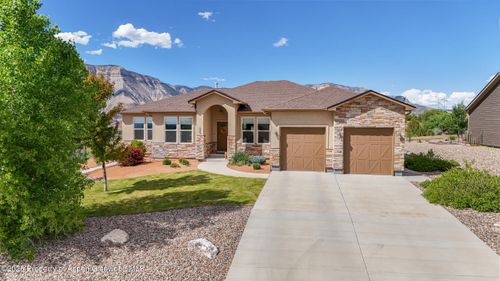 223 Eagle Ridge Dr, Parachute, CO, 81635-7804 | Card Image