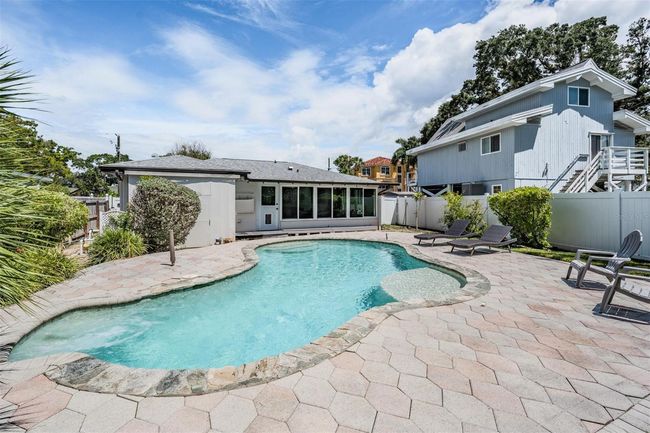 1816 Bayou Grande Blvd Ne, House other with 3 bedrooms, 2 bathrooms and null parking in St Petersburg FL | Image 20