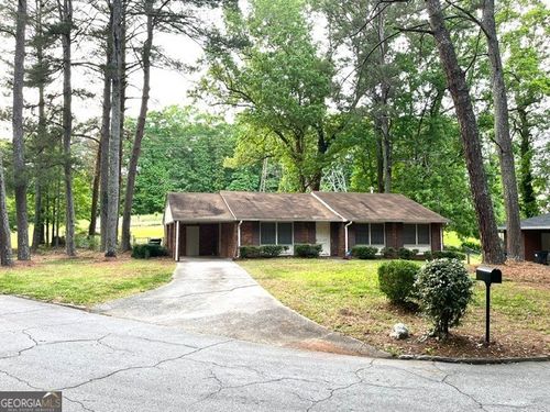 3201 Beech Dr, east point, GA, 30344-5424 | Card Image
