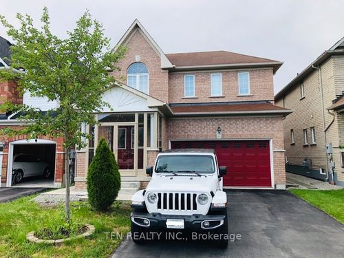 35 Salonica Rd, Brampton, ON, L7A3K9 | Card Image