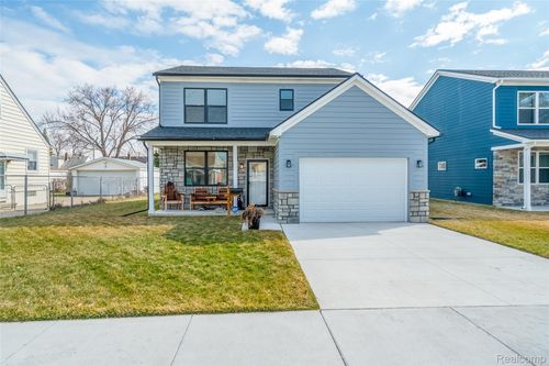 25800 Groveland St, Roseville, MI, 48066-3770 | Card Image