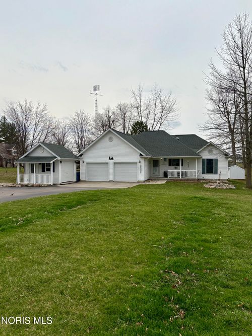 234 Seneca Dr, Montpelier, OH, 43543-9438 | Card Image