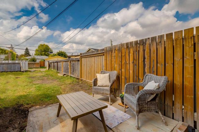 2007 40 St Se, Home with 3 bedrooms, 1 bathrooms and 2 parking in Calgary AB | Image 20