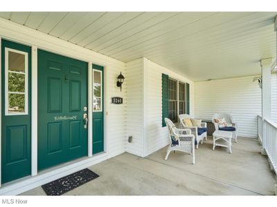 Property entrance with covered porch | Image 3