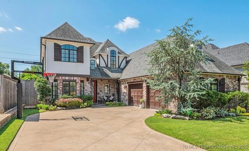 1536 35th Pl, Tulsa, OK, 74105-2630 | Card Image