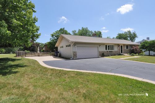 36417 Lawrence Ct, Lake Villa, IL, 60046-9473 | Card Image