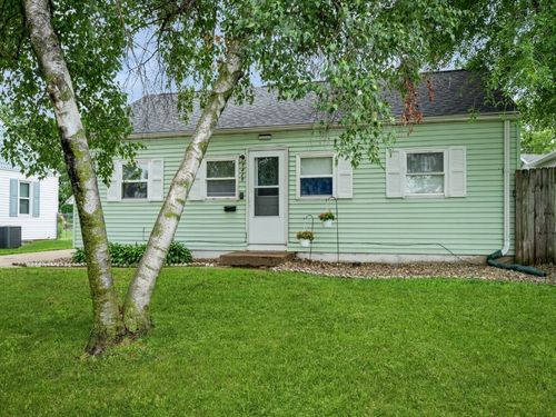 1429 Staub Ct Ne, Cedar Rapids, IA, 52402-4030 | Card Image