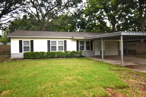 509 David Ave, League City, TX, 77573-4102 | Card Image