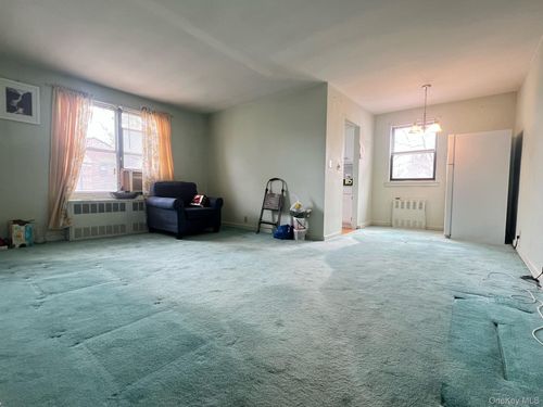 2nd-19617 73rd Ave, Fresh Meadows, NY, 11366-1808 | Card Image