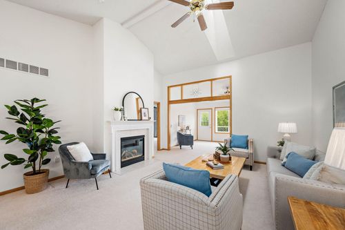 18639 Kalmar Trl, Lakeville, MN, 55044-5412 | Card Image